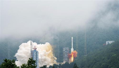 （新华全媒头条·图文互动）（1）中国北斗 服务全球——写在我国完成北斗全球卫星导航系统星座部署之际